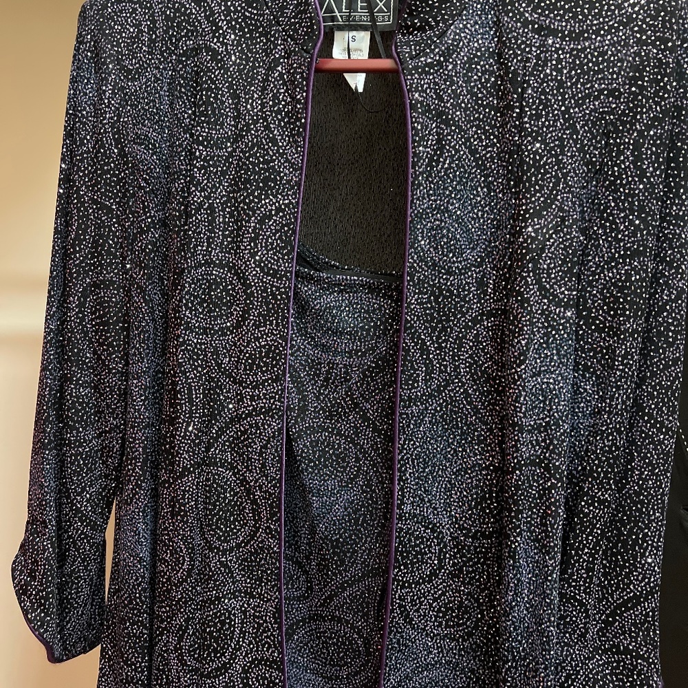 Two piece dress jacket and sleeveless blouse. Pre-owned